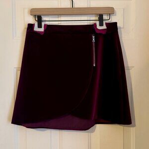 Alice + Olivia | Lennon Side Zip Tulip Mini Skirt | 10